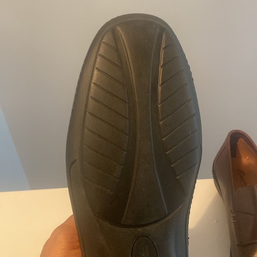 Pair of Santoni Shoes in brown, size 10.5 Like New condition Maybe worn once - Picture 7 of 11